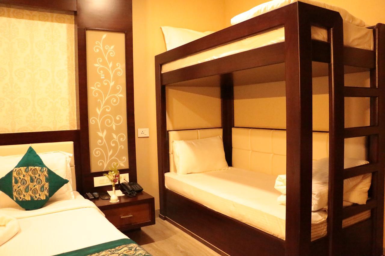 The Land Mark Varanasi Exterior photo